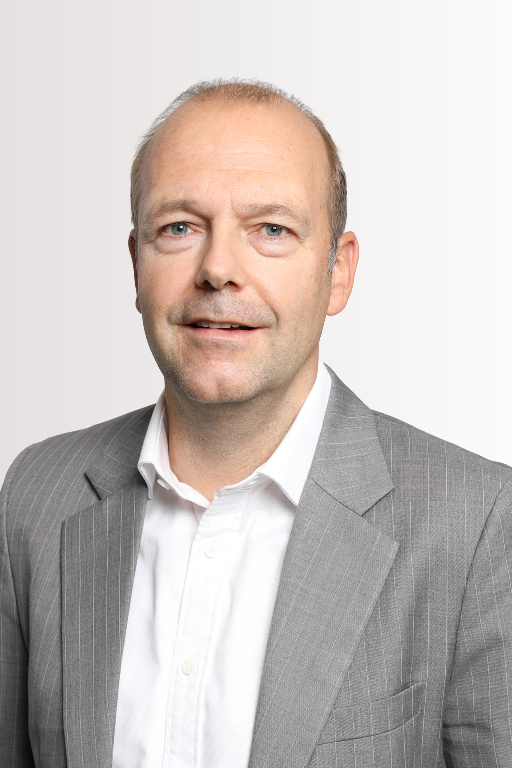 CFO Robert Sundermann 